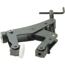 Schroefklem 75 mm M8 binnen met kunststof bescherming IBT